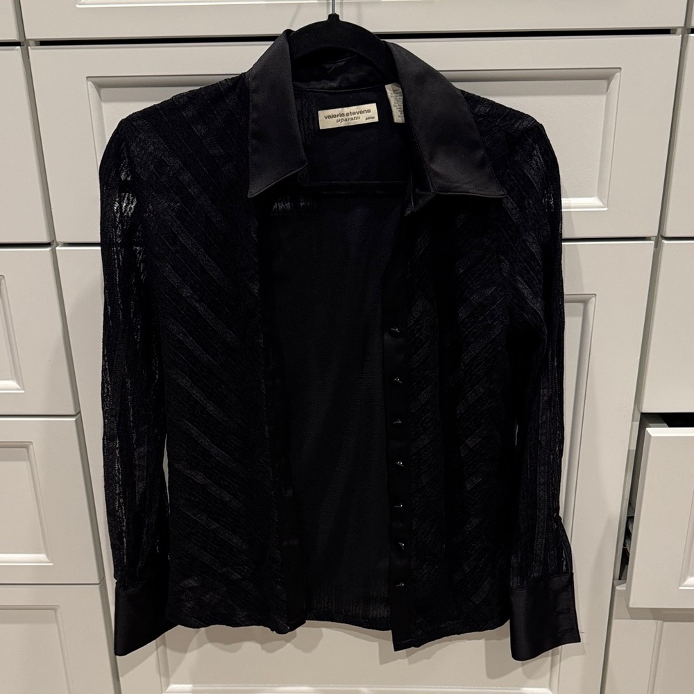 Valerie Stevens Black Sheer Lace Button-Up Shirt